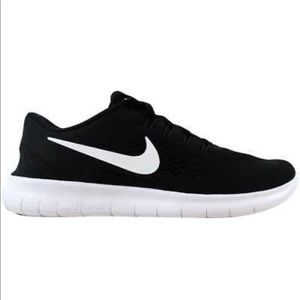 Women’s NIKE free RN